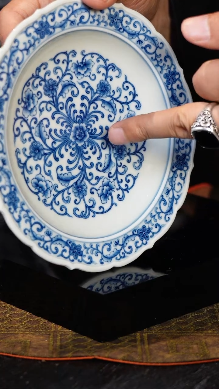 明珠堂-柴窑-缠枝莲葵口壶承 陶瓷