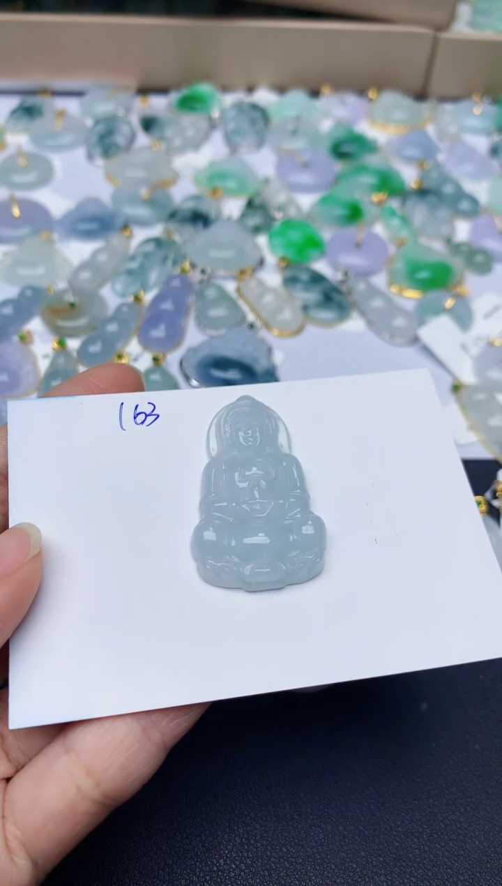 【闪购商品】翡翠颈饰未镶嵌天然翡翠A货  
