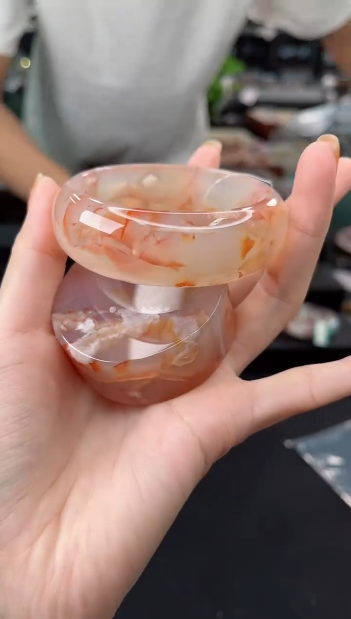 【闪购商品】石英质玉手镯未镶嵌56圈口（赠品镯心）3S9154225