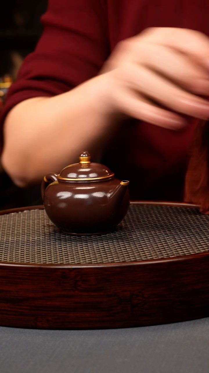 【闪购商品】紫砂茶壶茄皮紫 小品  水平