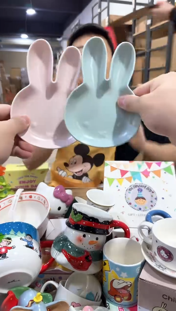其他蓝色加粉色米菲兔小碟子