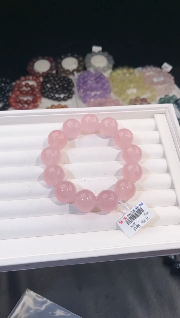 【闪购商品】水晶手链未镶嵌多样性发一粉晶18mm
