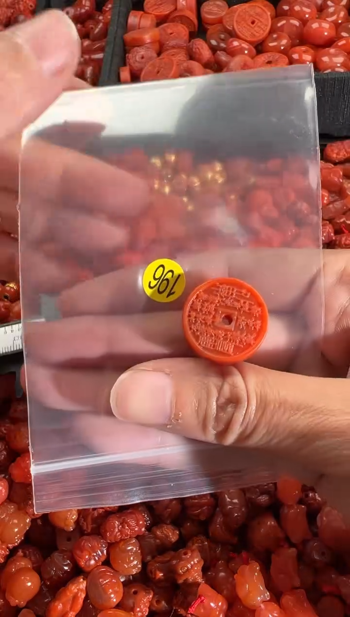 【闪购商品】南红玛瑙颈饰未镶嵌1