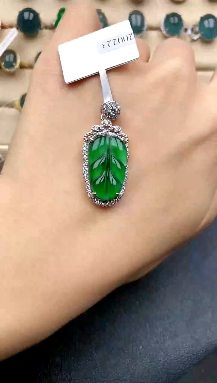 【闪购商品】翡翠戒指银S925镶嵌....