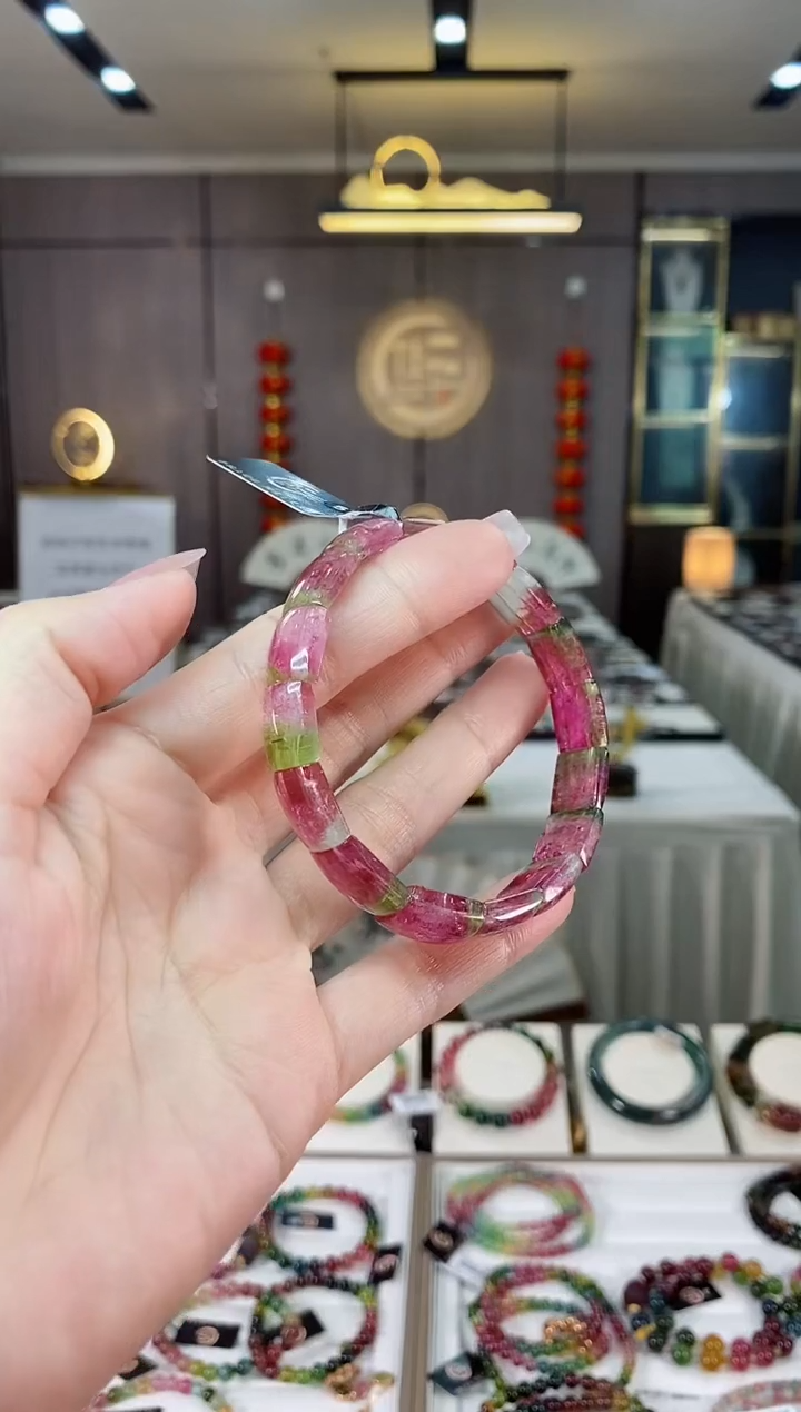 【闪购商品】碧玺西瓜手牌未镶嵌（多样性发一条）hon