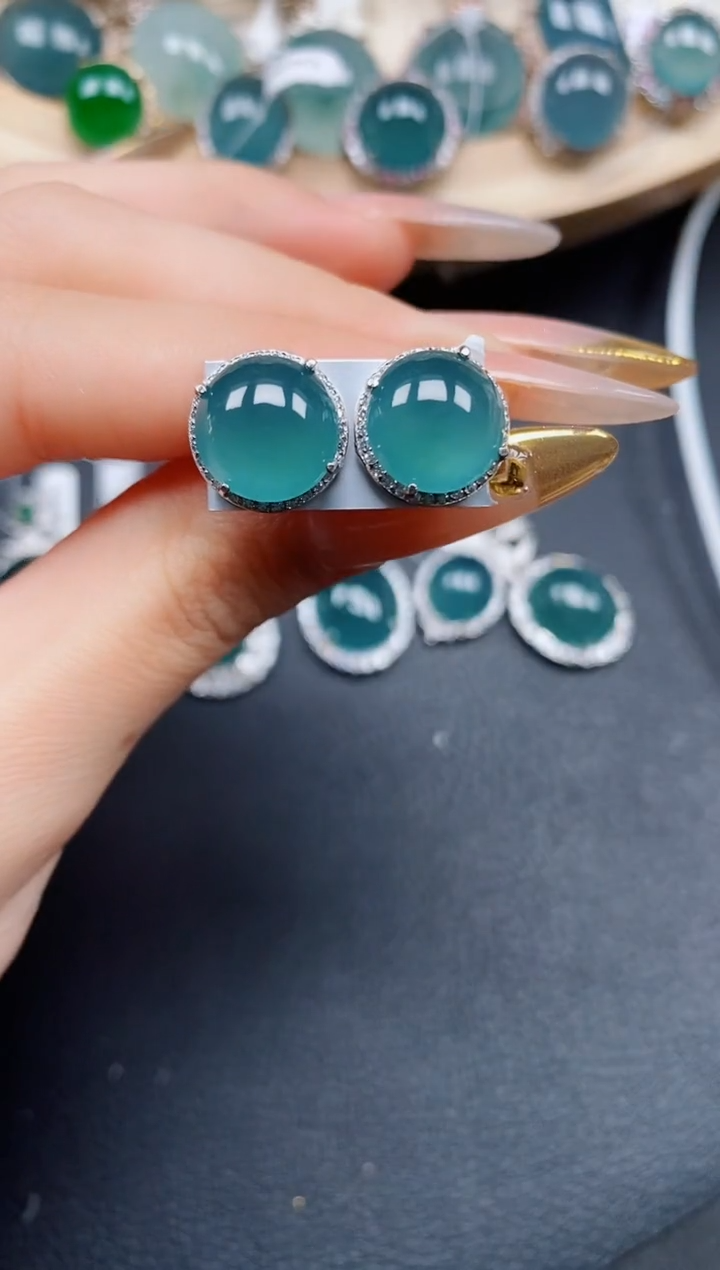 【闪购商品】翡翠耳饰银S925镶嵌翡翠