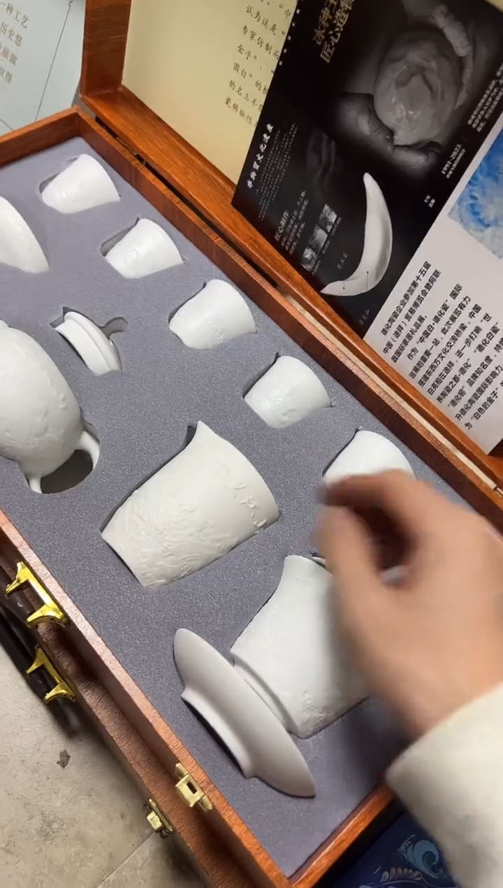 瓷片@@@@@@@@@@@@礼盒瑕疵