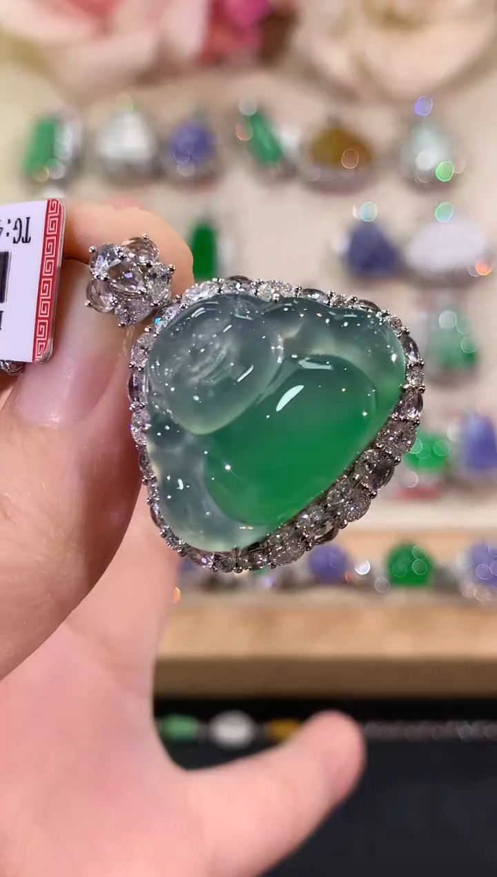 吊坠(不含链)18K金镶嵌翡翠冬日珠宝Q106