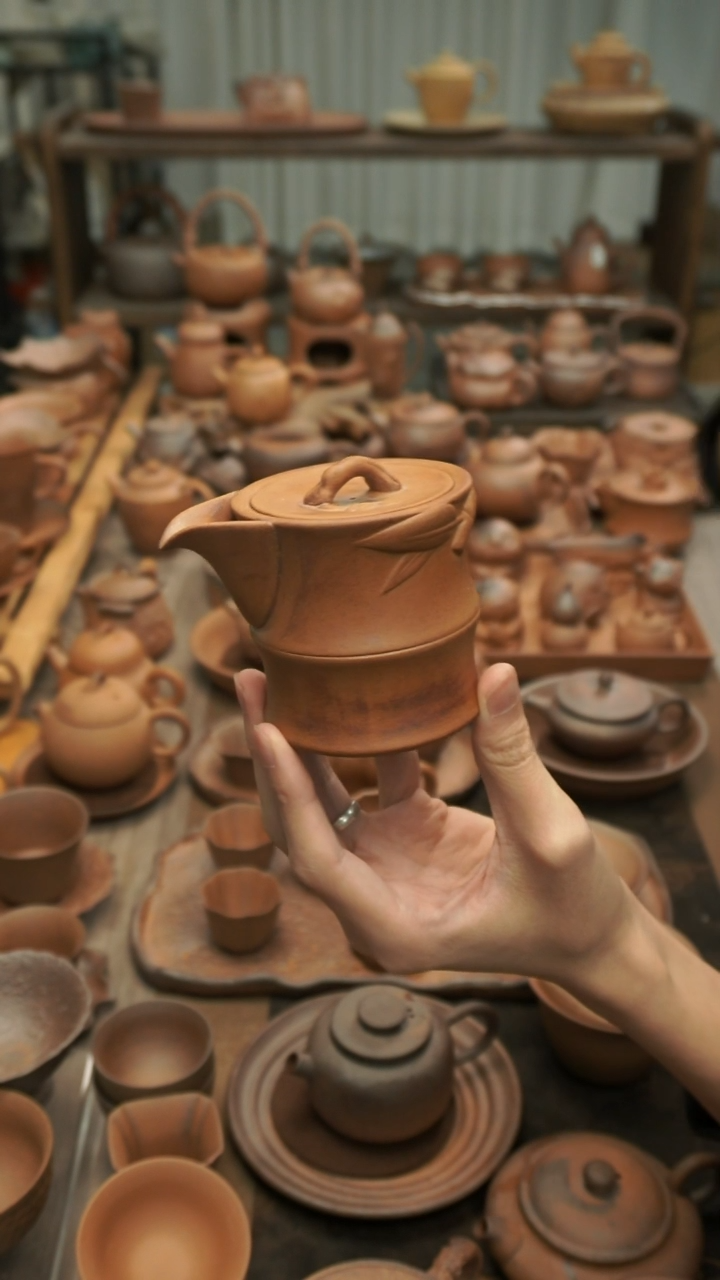 原矿老岩泥精工   竹节手抓宝瓶200ml