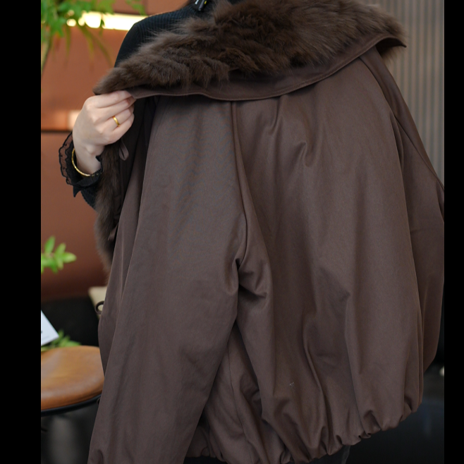 复古时尚大毛领羽绒服2025冬季新款气质百搭保暖外套