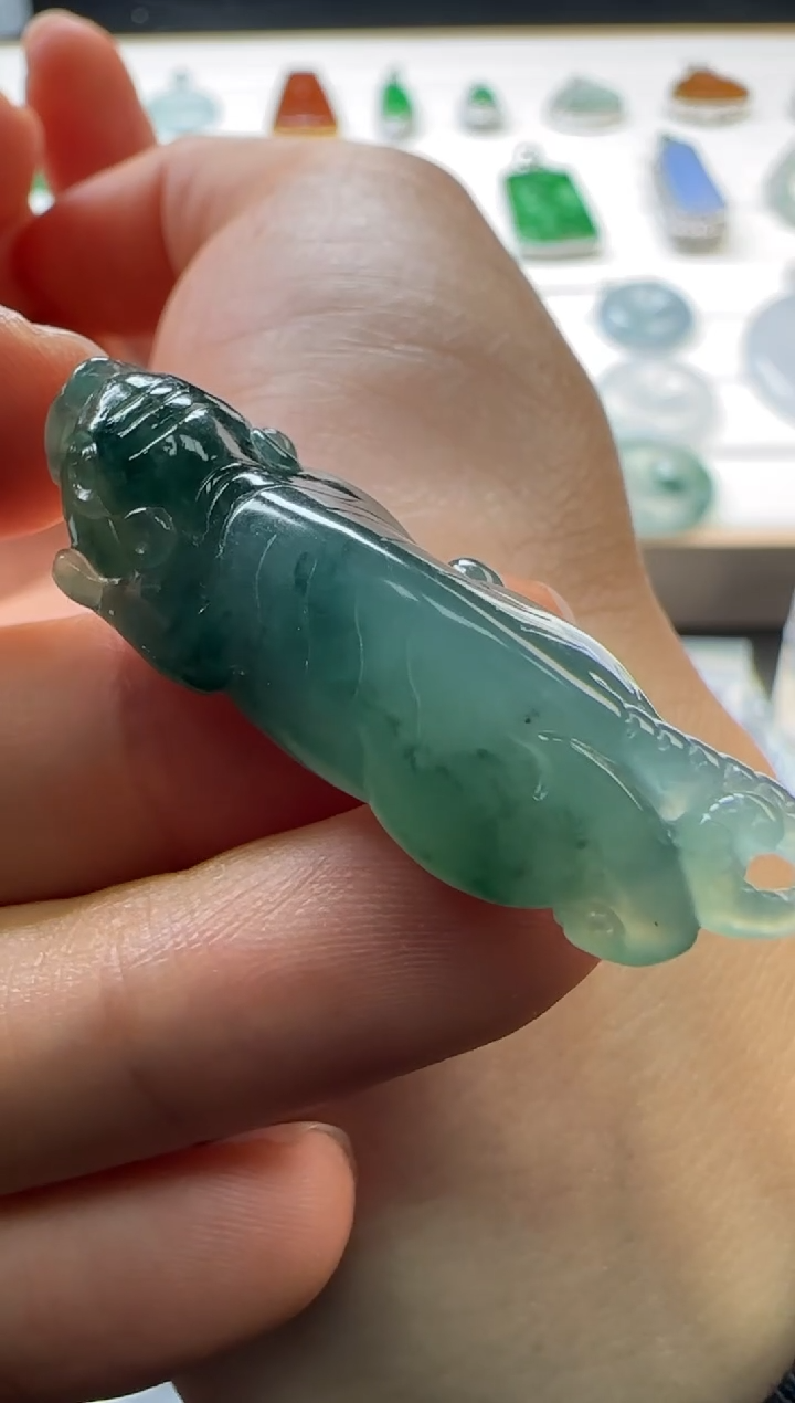 【闪购商品】翡翠颈饰未镶嵌不退不换 无鉴赏期