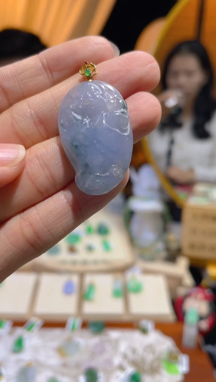 【闪购商品】翡翠颈饰18K金镶嵌假一赔三