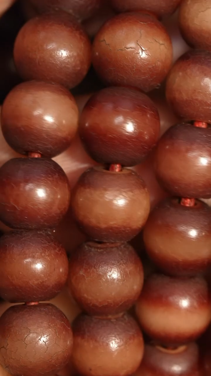 冲赛康胡子哥，藏传念珠195