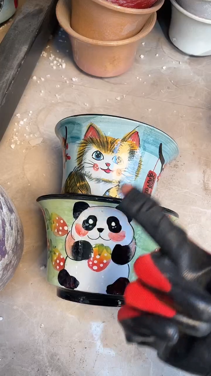 【闪购商品】摆件11-263口17高11  微瑕二个