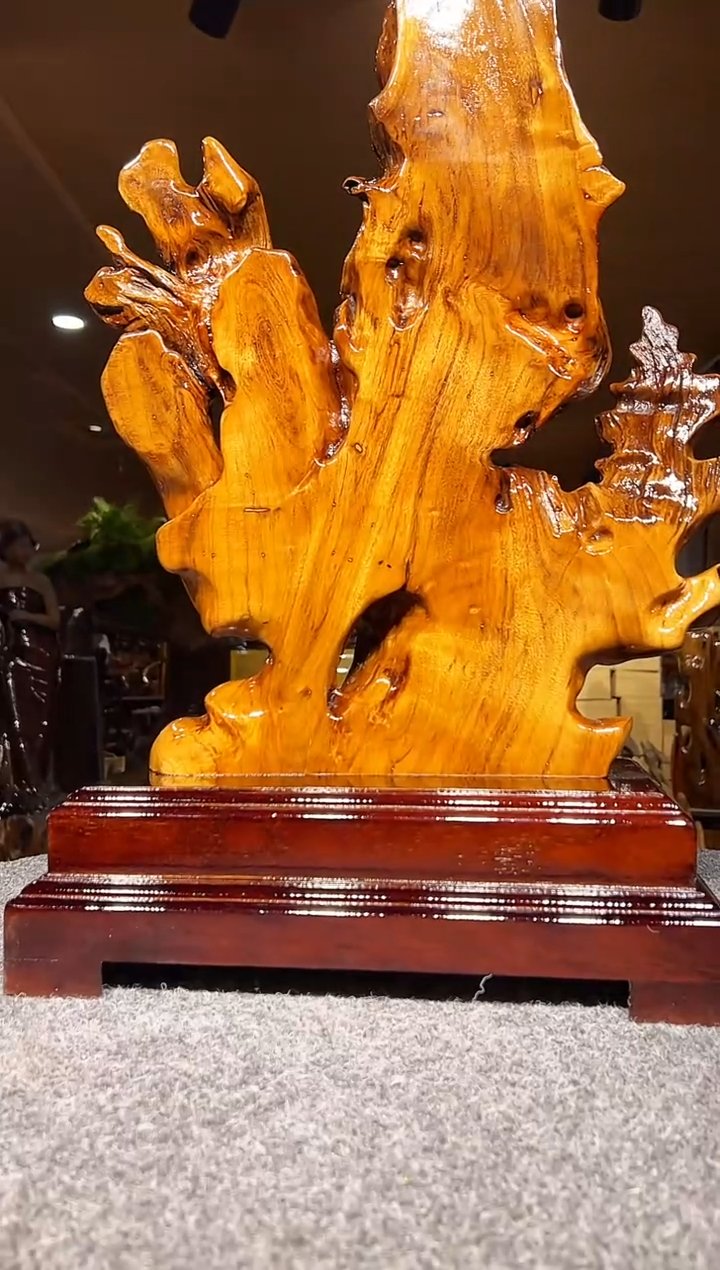 金丝楠木雕款以**贵金丝楠木摆件