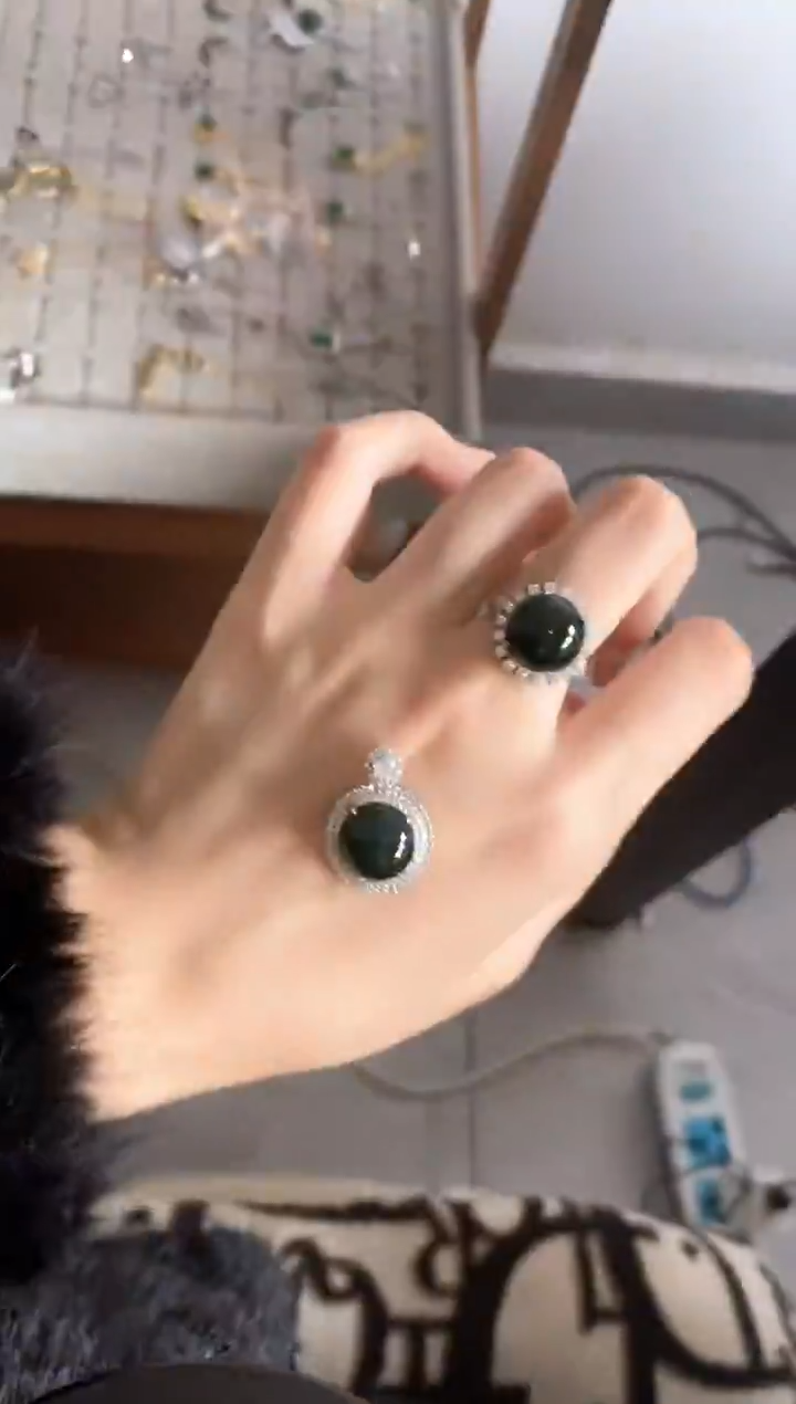 银S925镶嵌戒指翡翠411151