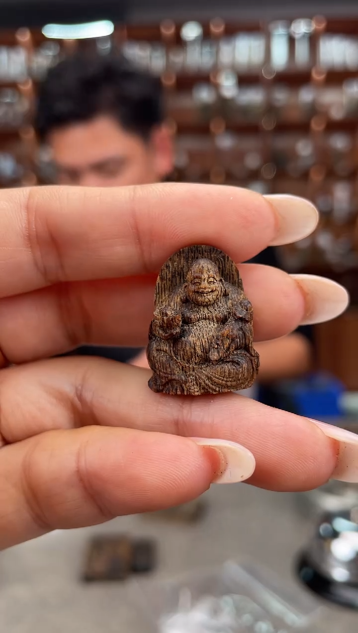 【闪购商品】沉香摆件111号沉水菩萨棋 块料多样性发一个