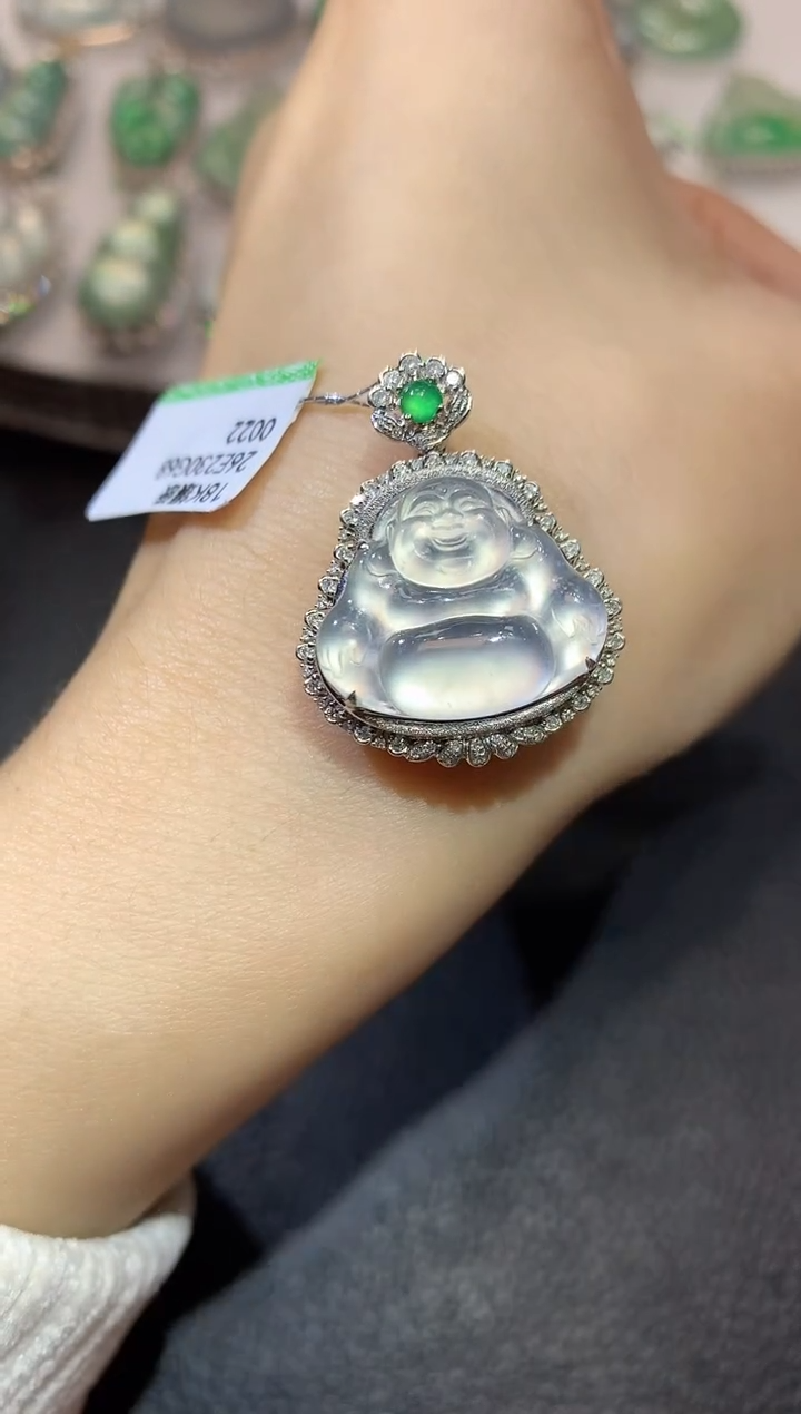 【闪购商品】翡翠吊坠(不含链)18K金镶嵌D24