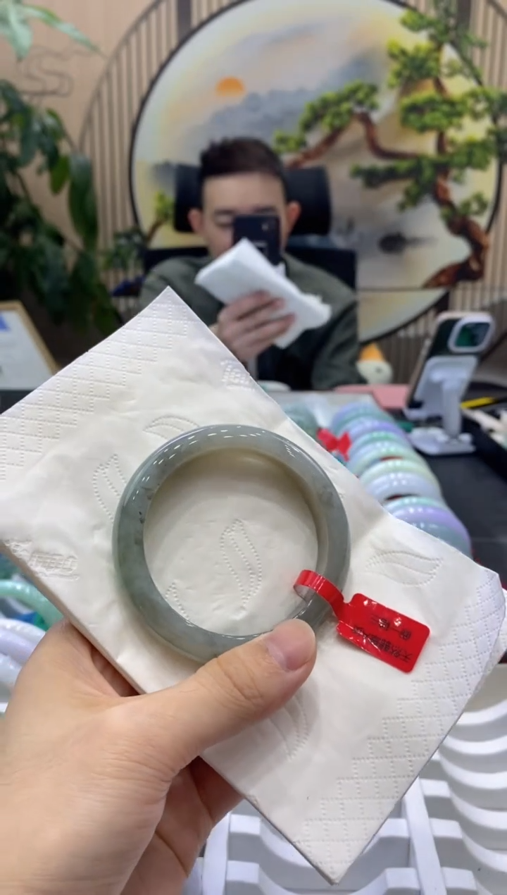 翡翠手镯未镶嵌0000006585