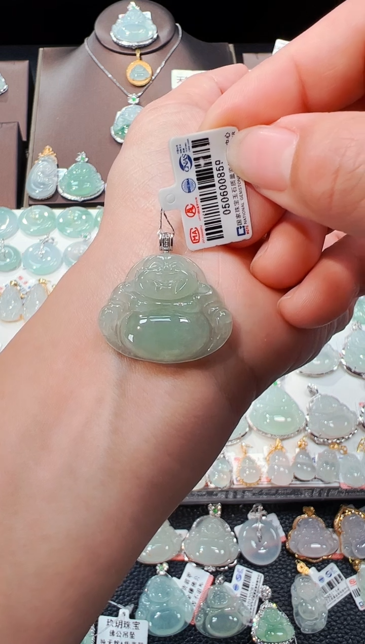 【闪购商品】翡翠吊坠(不含链)18K金镶嵌佛公吊坠859