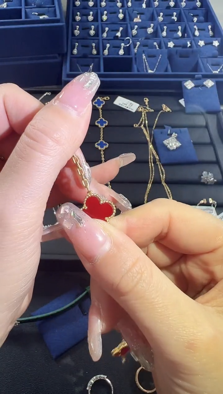 【闪购商品】玛瑙/玉髓手链18K金镶嵌红五花手链yz