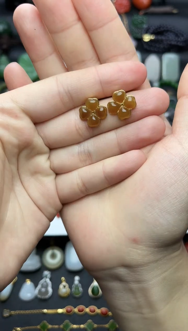 银S925镶嵌和田玉耳饰糖四叶草耳钉06