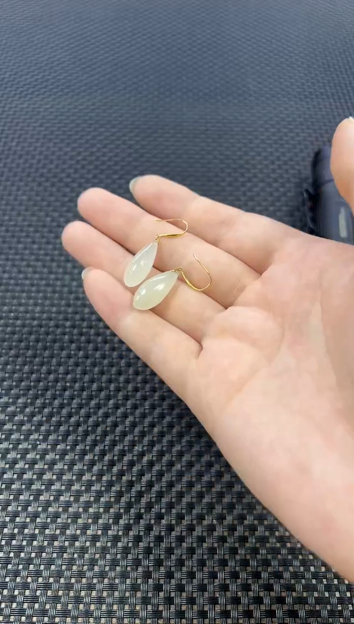 18K金镶嵌和田玉耳饰（多样性发一件）