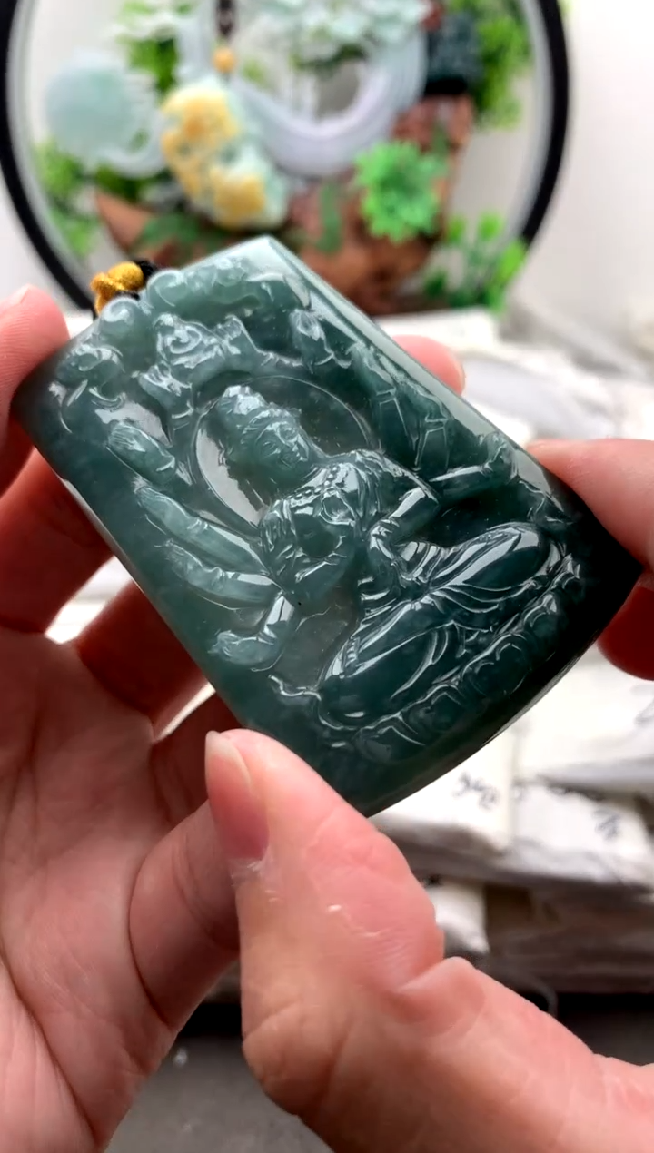 【闪购商品】翡翠颈饰未镶嵌千手观音