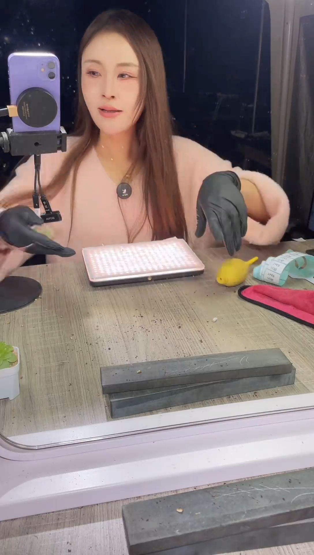 1447 银白小牛   3.5厘米左右     量拍随机发