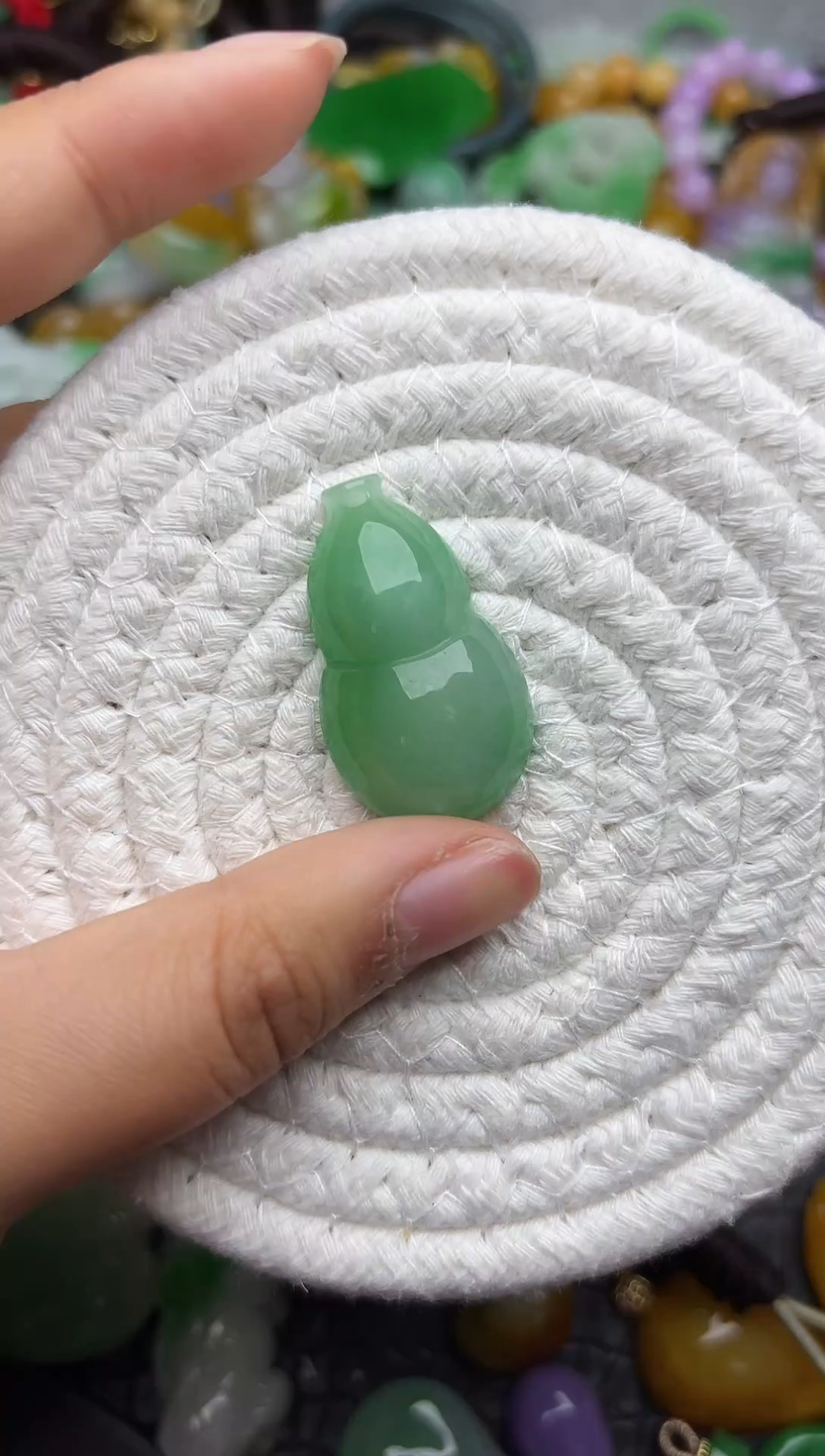 颈饰未镶嵌翡翠缅甸翡翠吊坠