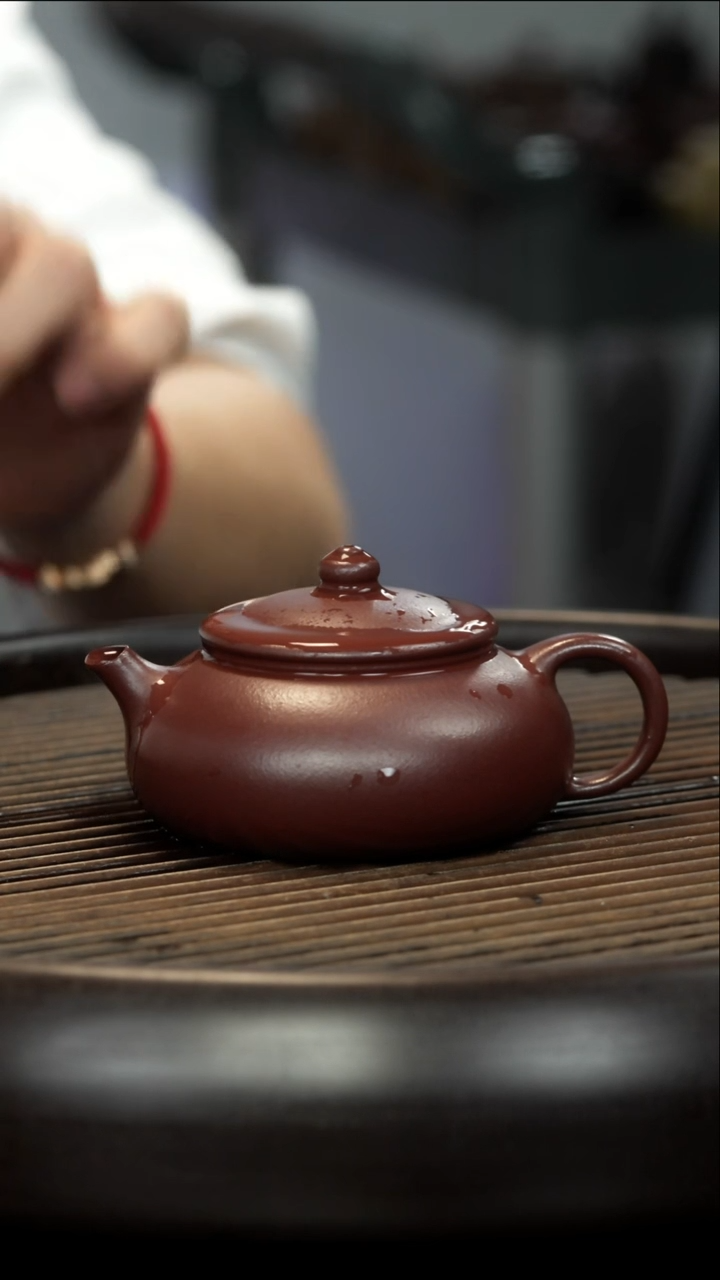 茶壶紫砂龙血砂  寒江壶