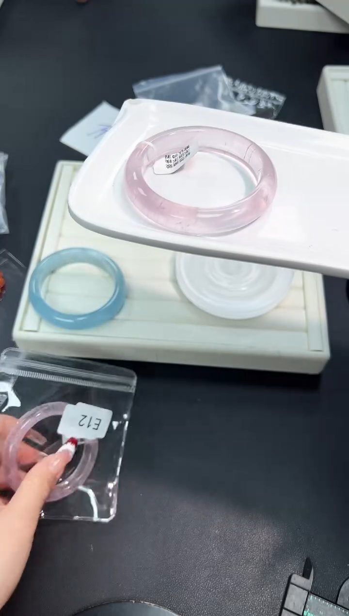 【闪购商品】水晶手镯未镶嵌13E多样性发其一/1条默认微瑕55