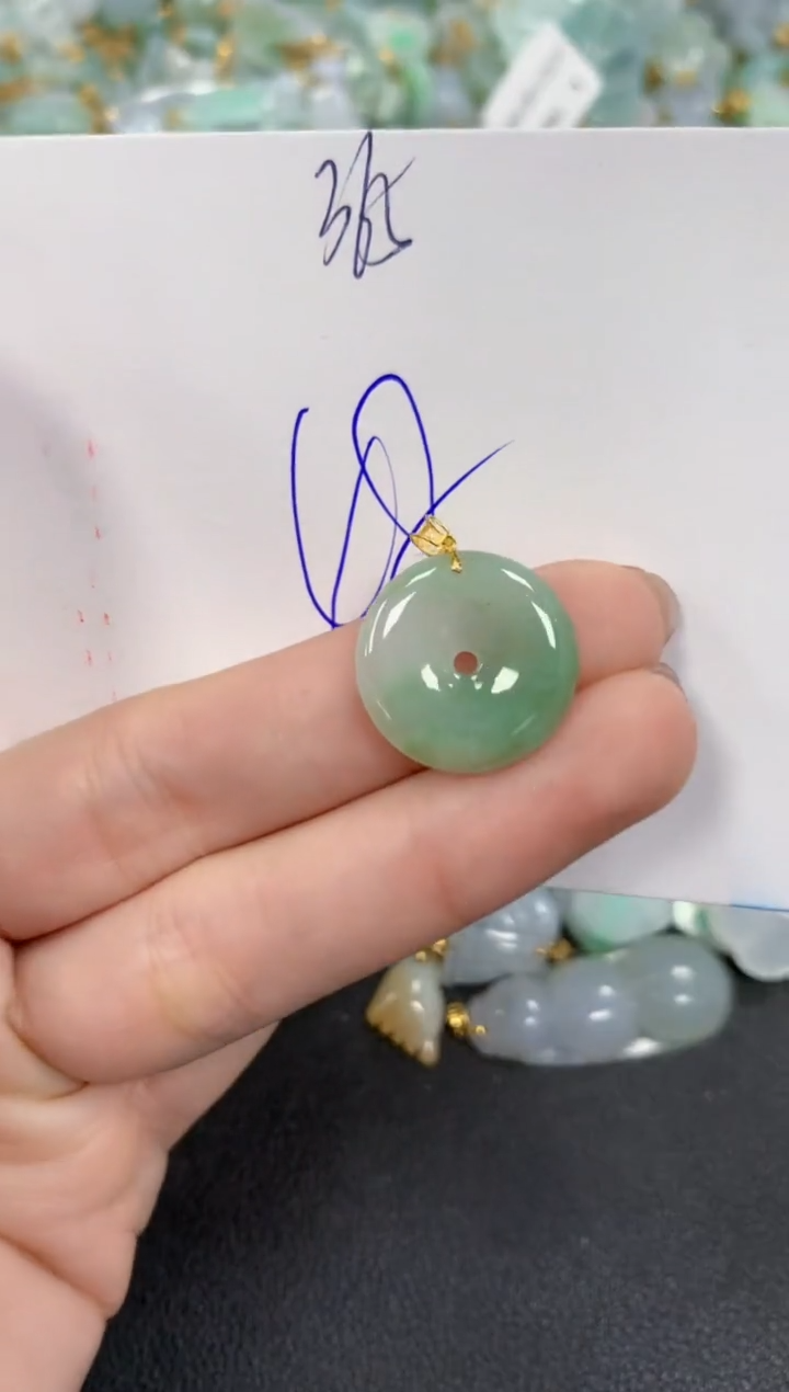 【闪购商品】翡翠颈饰18K金镶嵌 天然翡翠A货