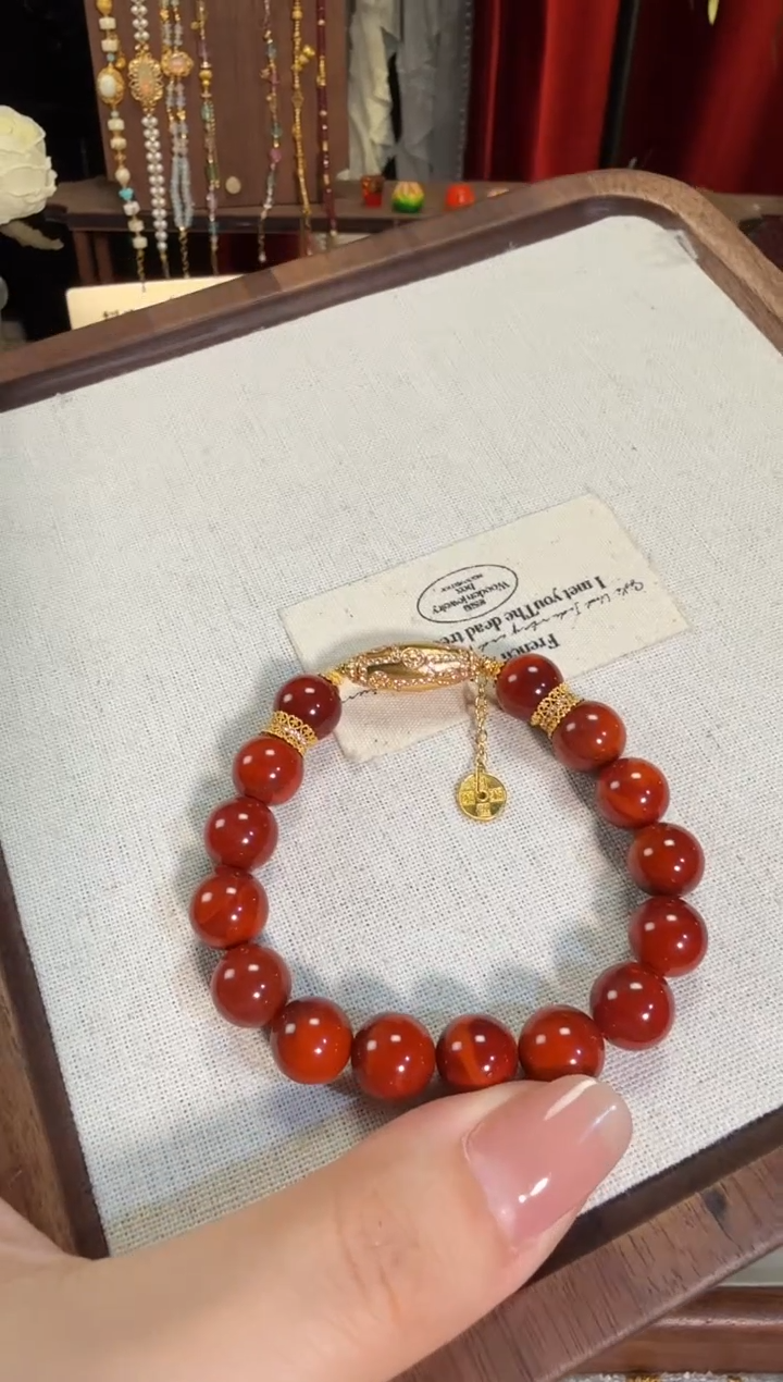【闪购商品】南红玛瑙手链18K金镶嵌全金九眼