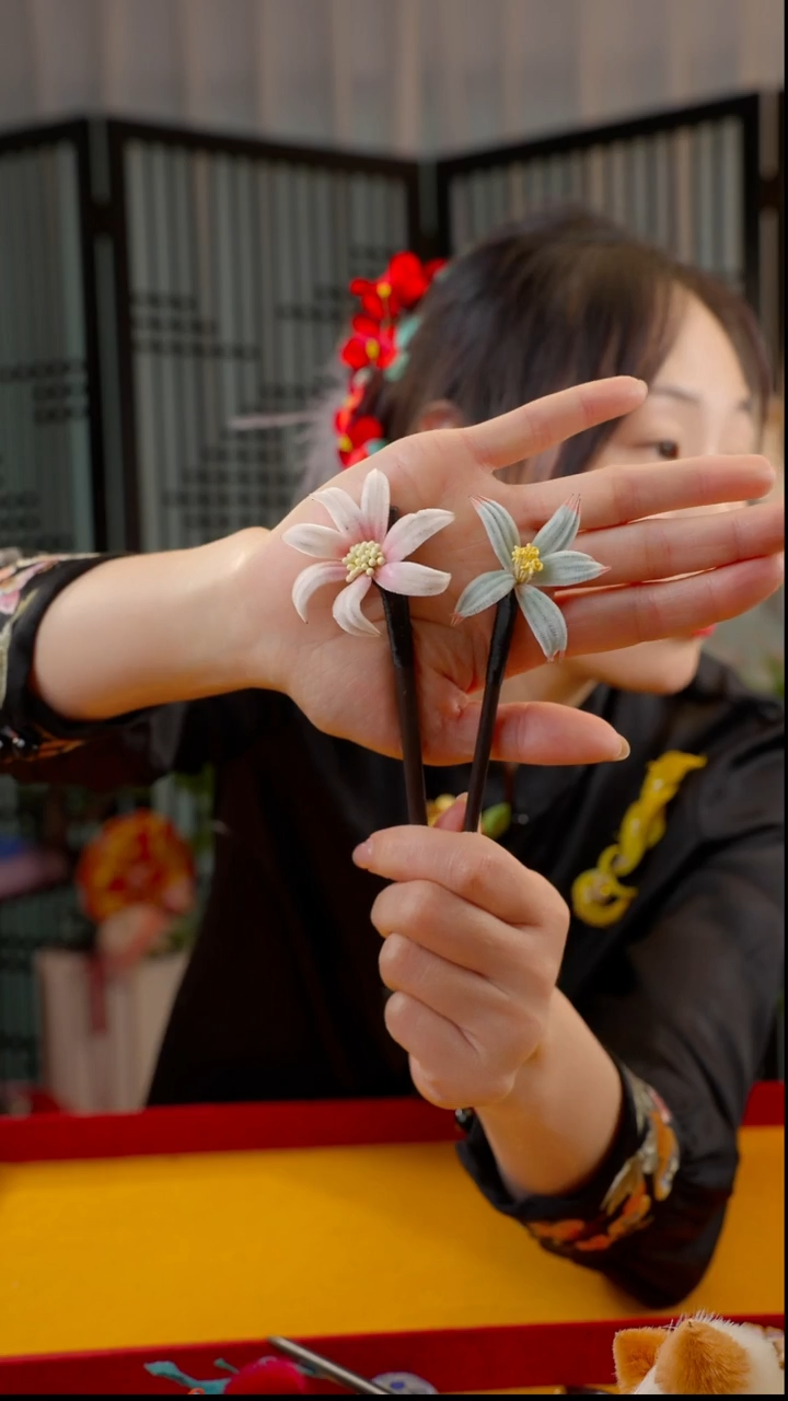 刺绣非遗苏绒花手工饰品