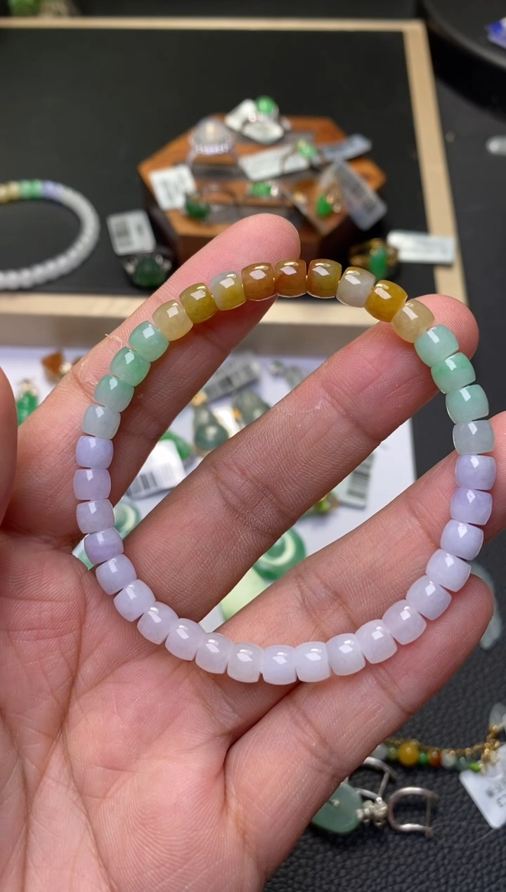 颈饰未镶嵌翡翠净货38515
