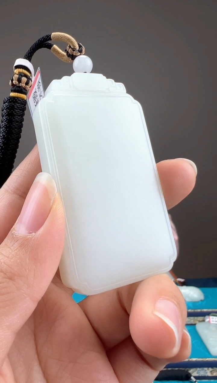 【闪购商品】和田玉颈饰未镶嵌1