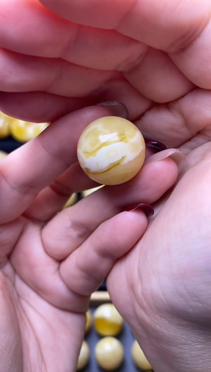 【闪购商品】琥珀裸石未镶嵌月.46/卡20mm