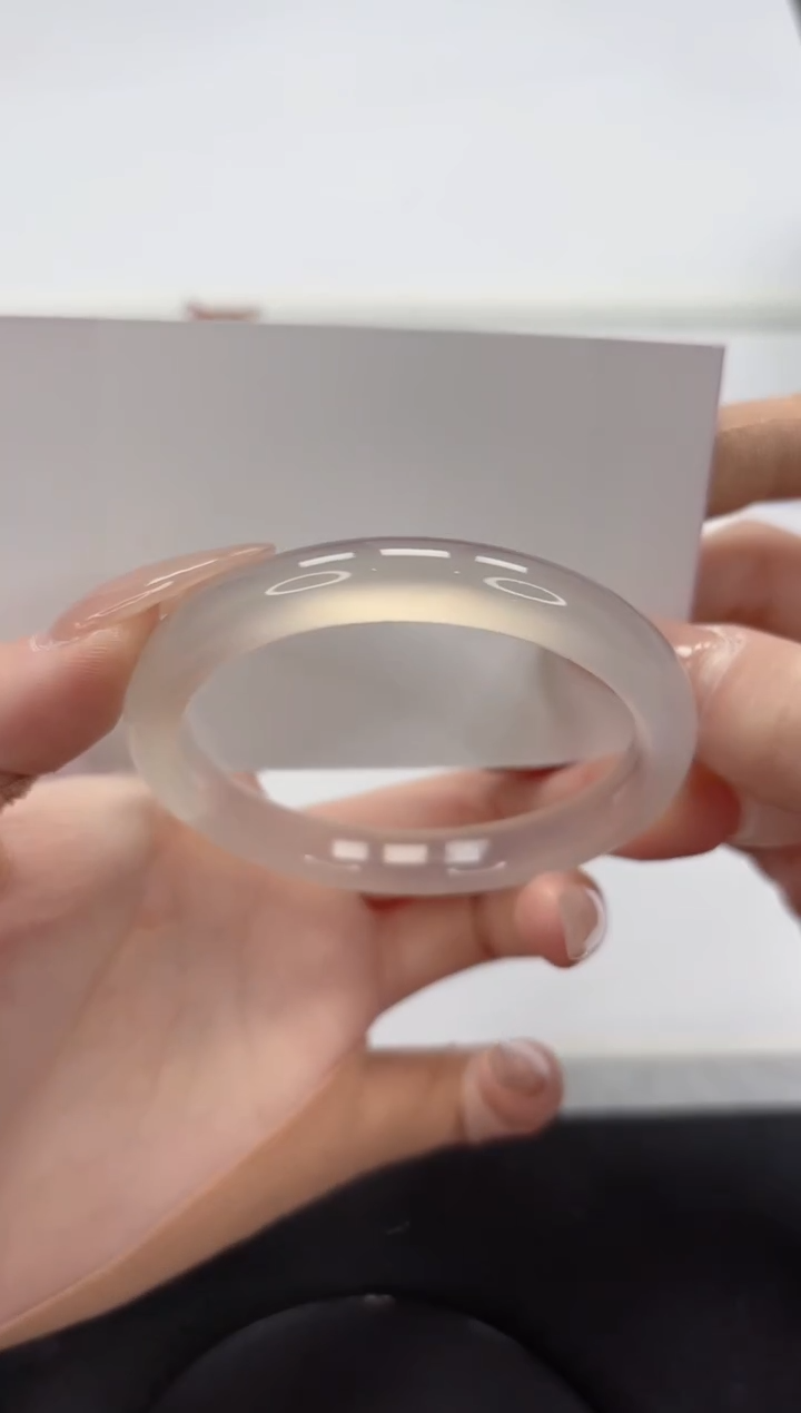 【闪购商品】石英质玉手镯未镶嵌A146-56.8