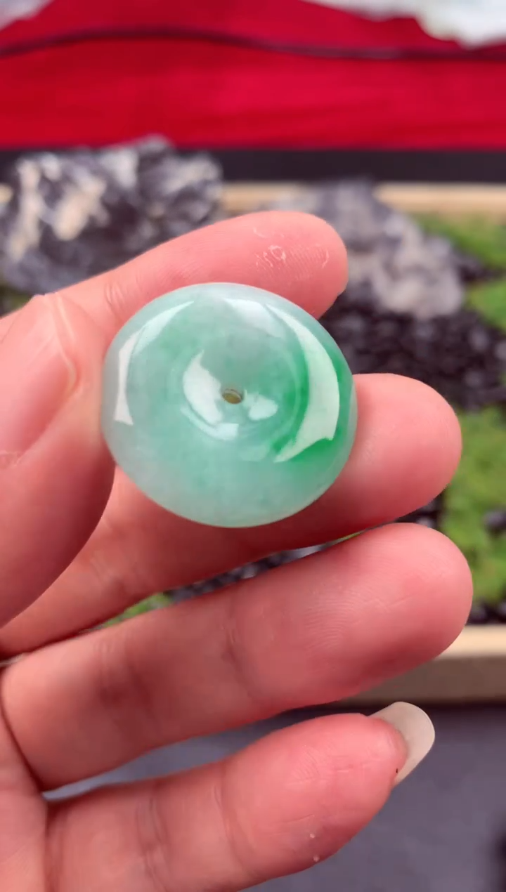 【闪购商品】翡翠吊坠(不含链)未镶嵌天然缅甸A货翡翠