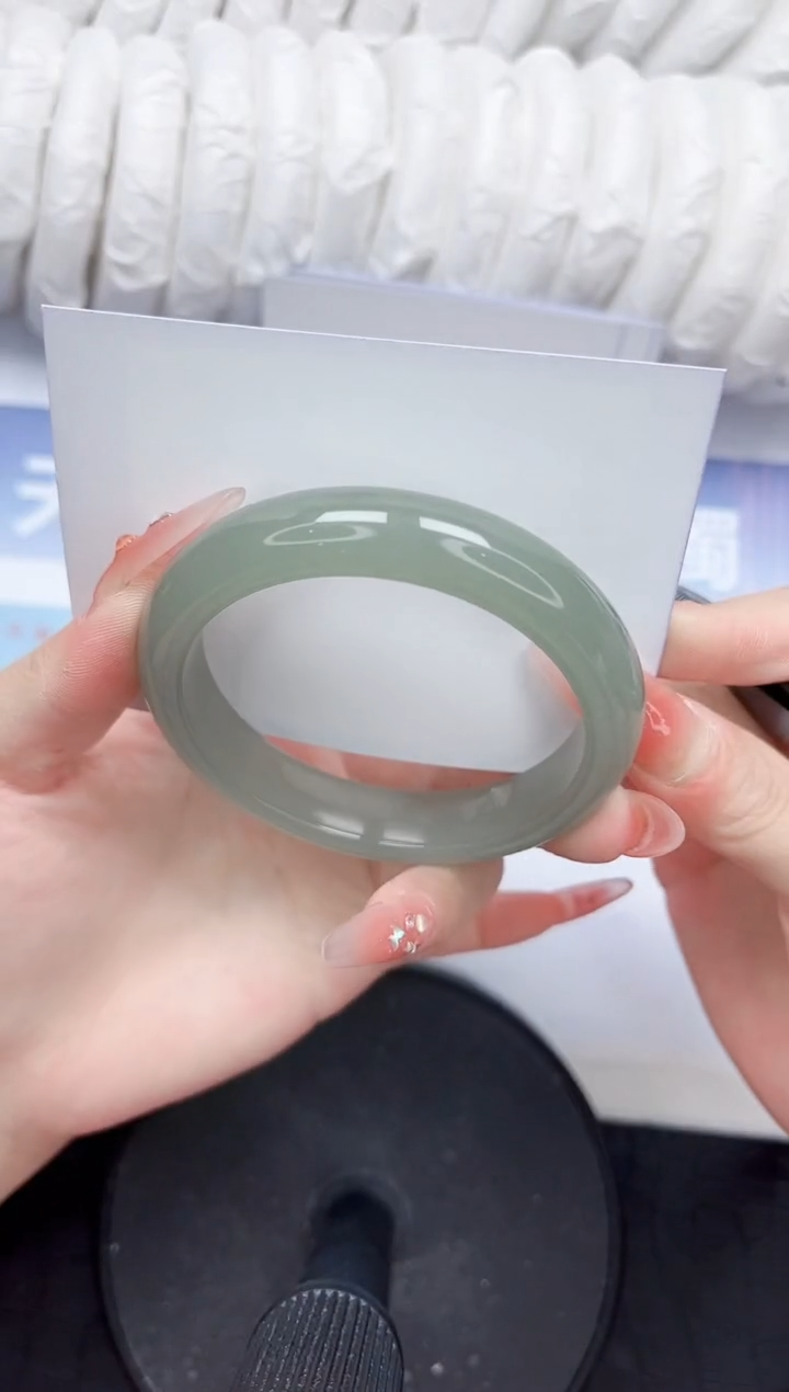 石英质玉手镯未镶嵌91-56