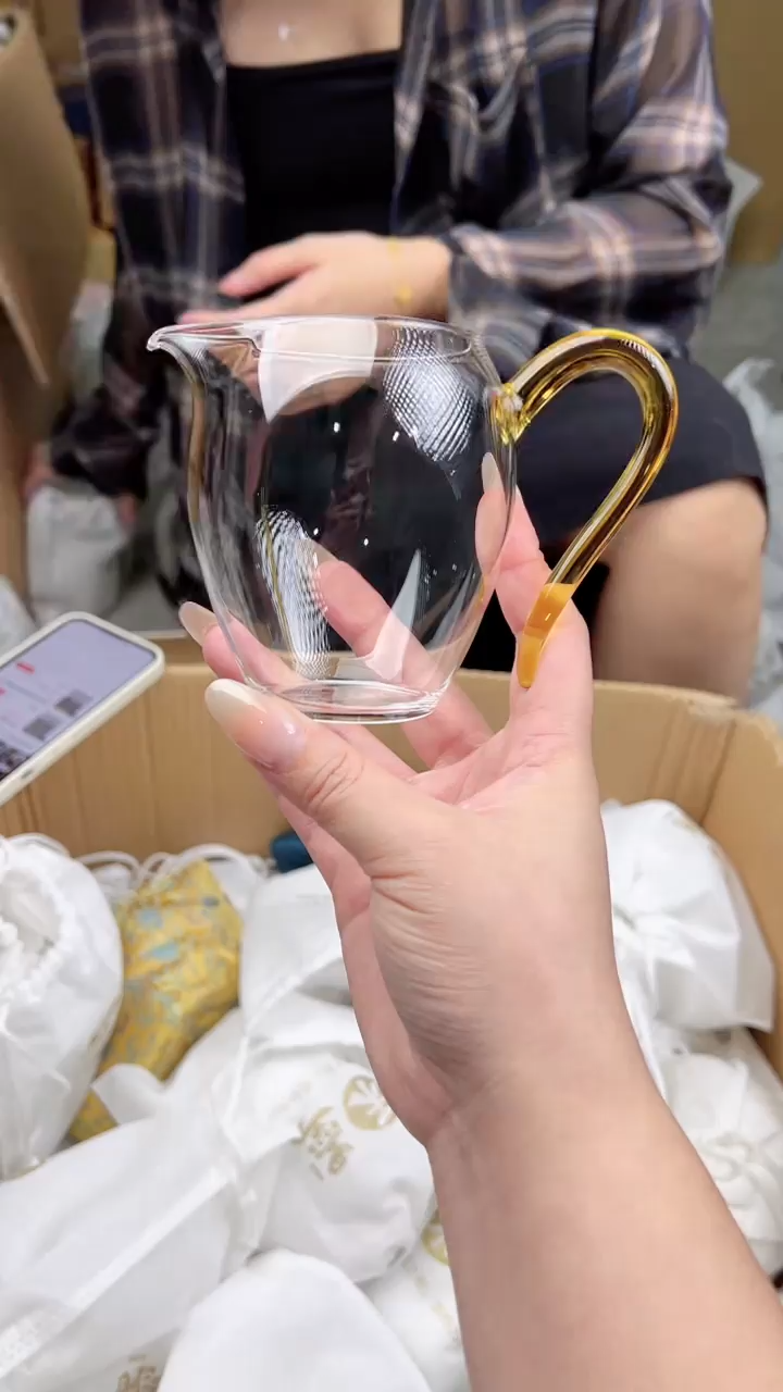 禾墨清雅茶海浅黄色