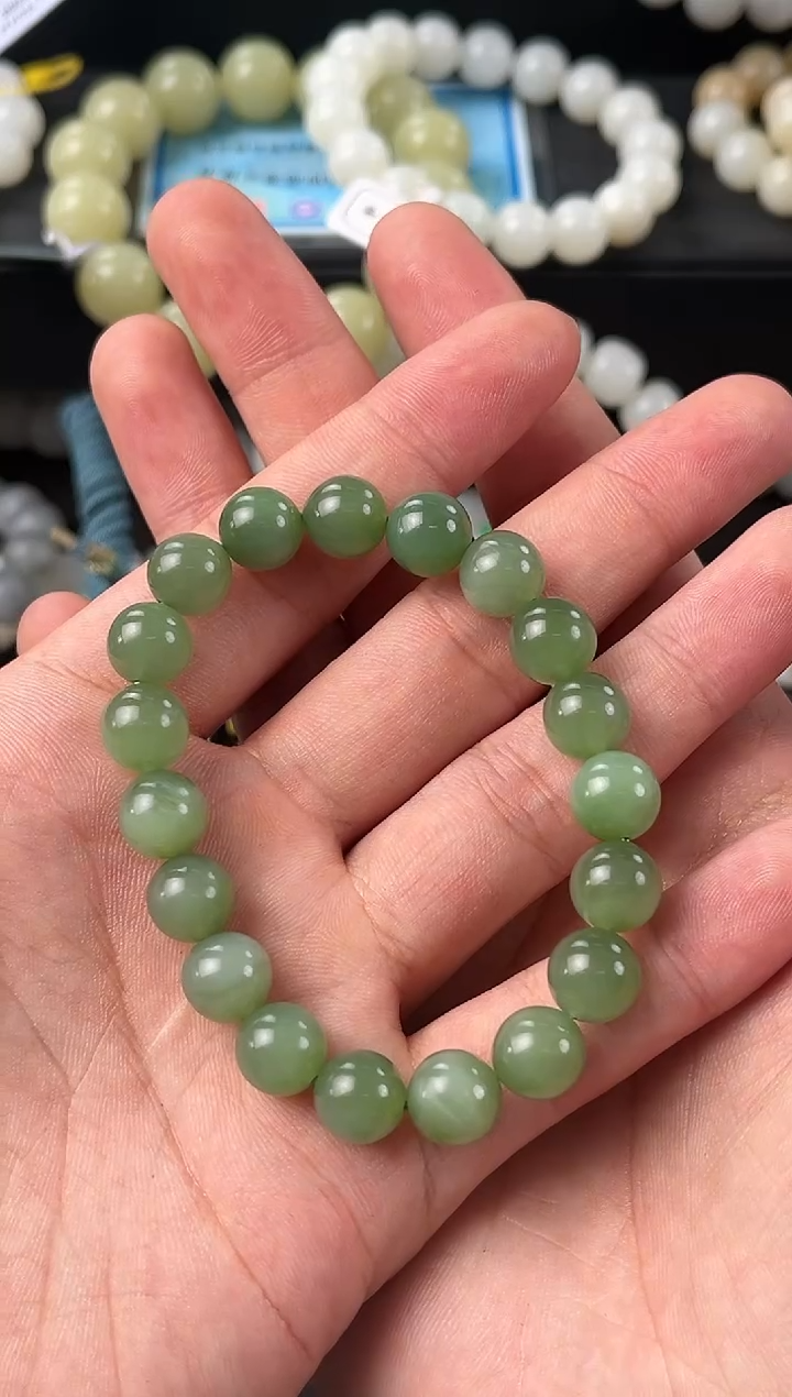 【闪购商品】和田玉手串未镶嵌俄碧手串卡12微色差