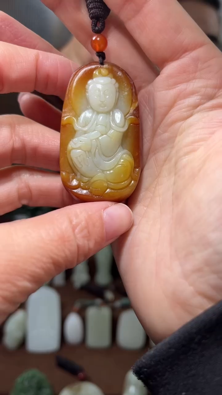 颈饰未镶嵌和田玉·