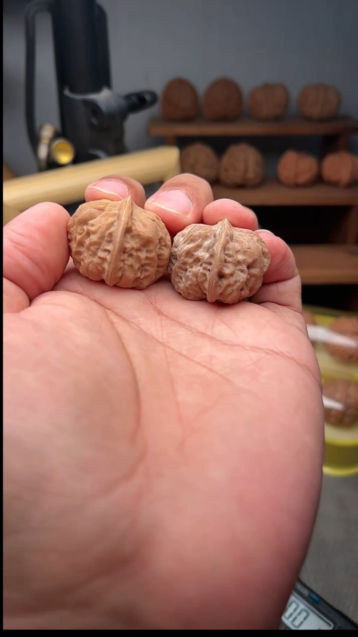 吊坠文玩核桃门头沟元宝34