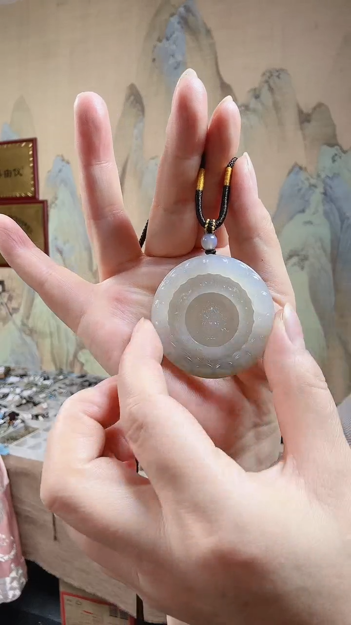 【闪购商品】和田玉颈饰未镶嵌.