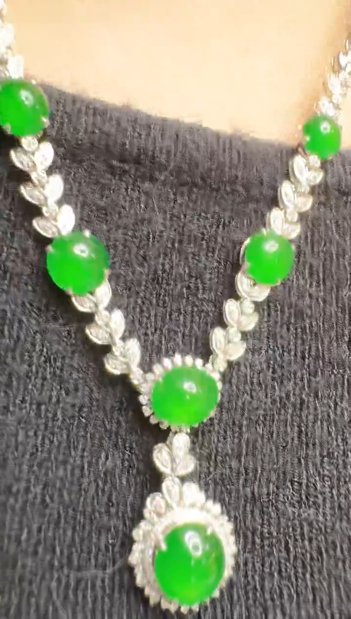 【闪购商品】翡翠套链18K金镶嵌多样性团购发一件