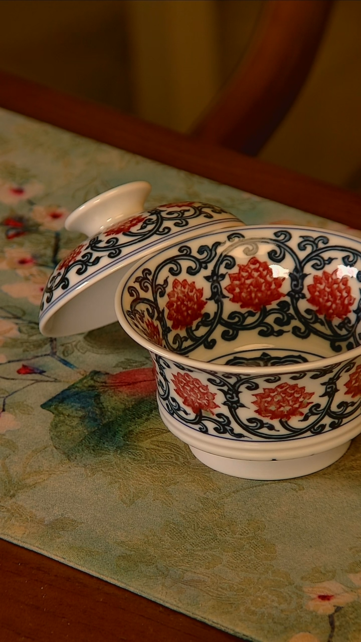 杯手工手绘杯杯很美丽