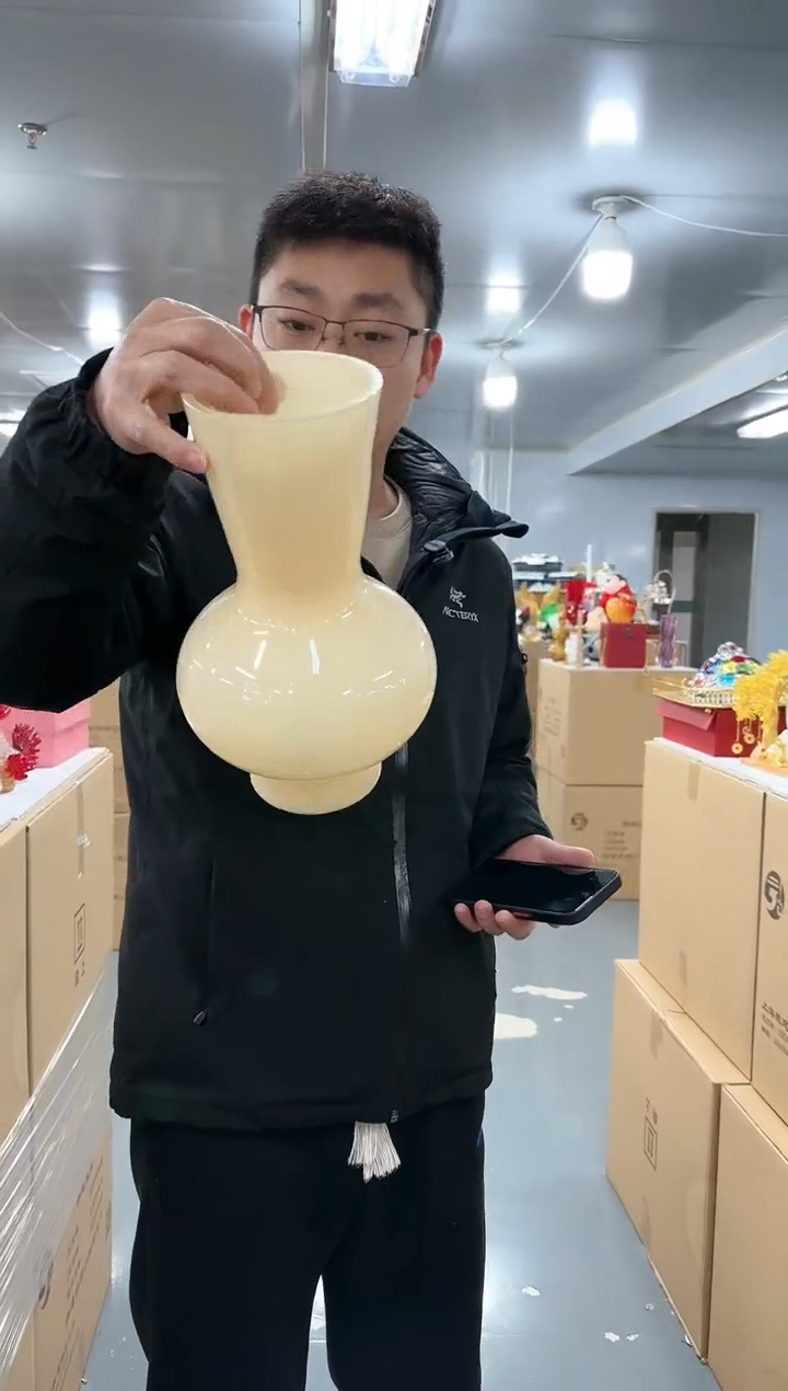 【闪购商品】玻璃小飞00