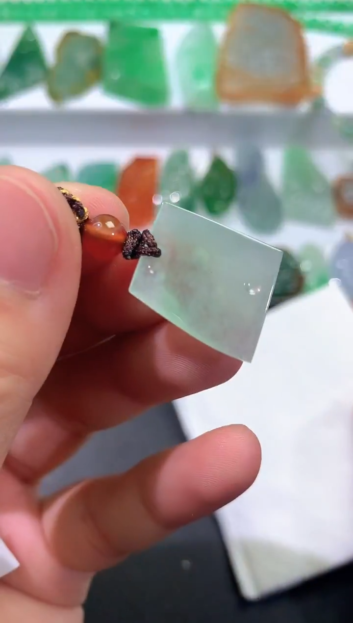 颈饰未镶嵌翡翠7859